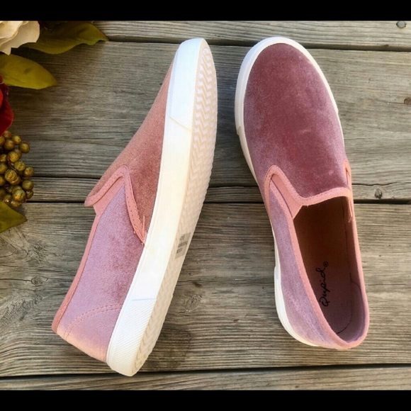 Qupid Shoes - Blush Pink Velvet Slip on Sneakers NIB
